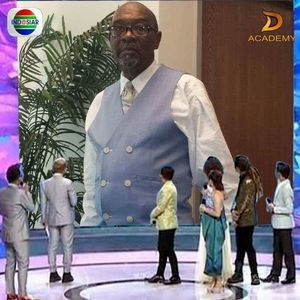 Meet your Posher, Cedric